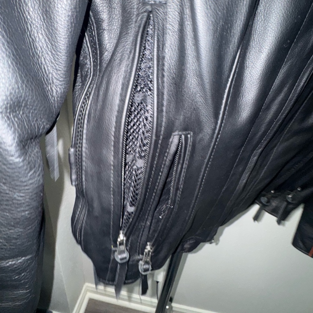 Women’s Harley-Davidson Black Leather Bikers Jacket with Orange Highlights - Picture 4 of 15